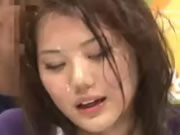 主播在做節目時強迫顏射